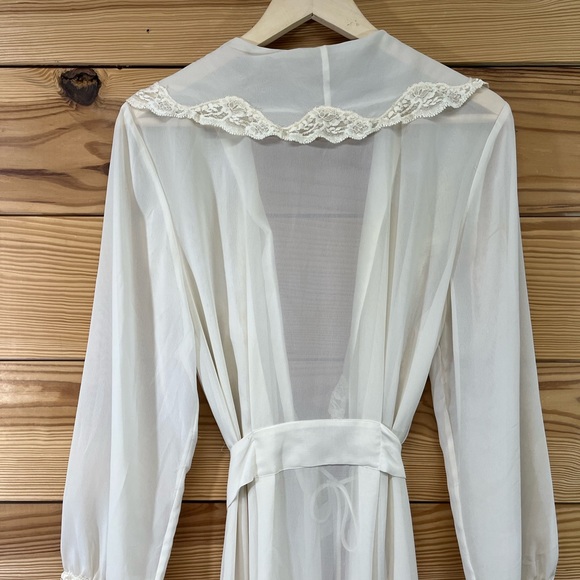 Vtg Victoria's Secret Robe M/L Sheer Ivory Chiffon Lace Trim Long B124 - Picture 10 of 16
